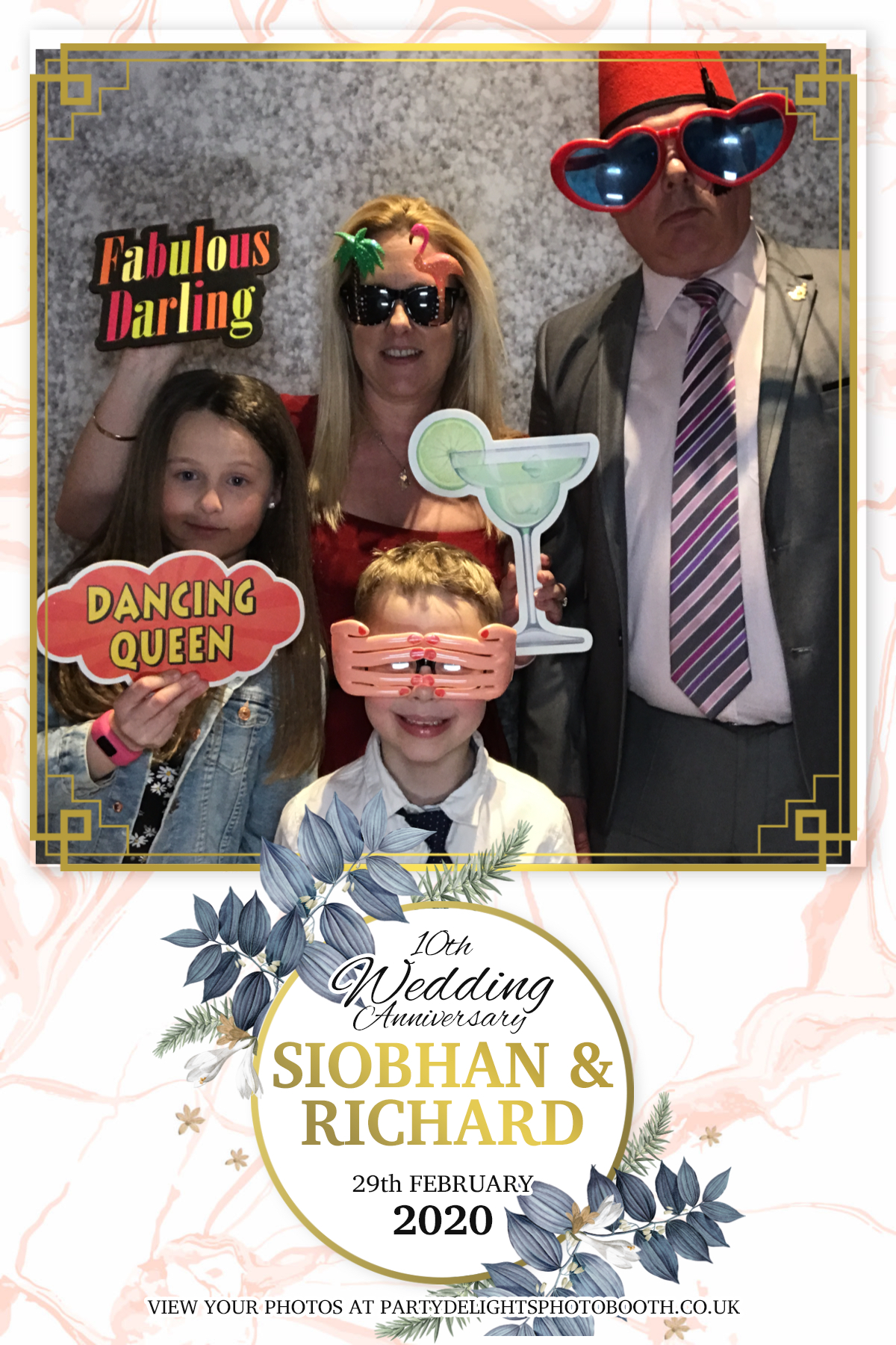 Siobhan and Richards Vow renewal  | View more photos from the event at gallery.partydelightsphotobooth.co.uk/u/PartyDelightsPhotoBooth/Siobhan-and-Richards-Vow-renewal